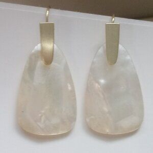 Kendra Scott Gold and Cream Earrings